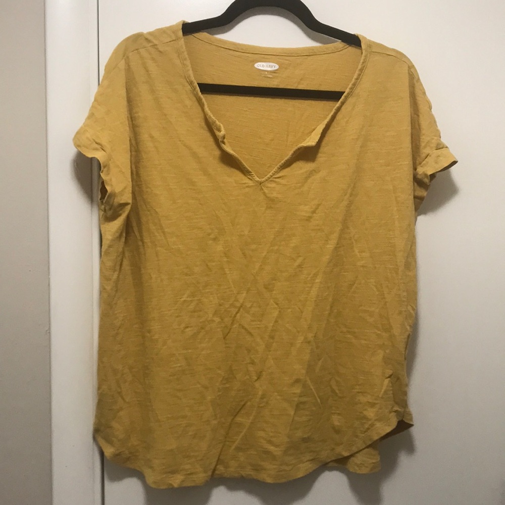 Old Navy yellow v-neck tshirt
